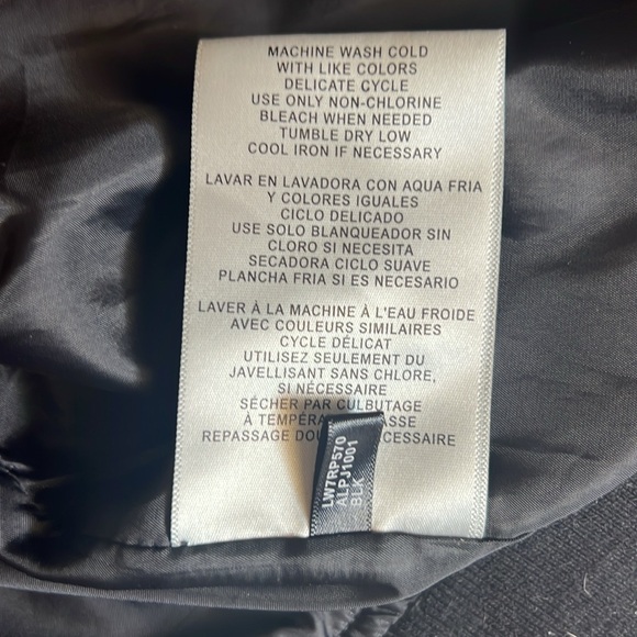 Levi’s Bomber Jacket Windbreaker - Picture 9 of 9